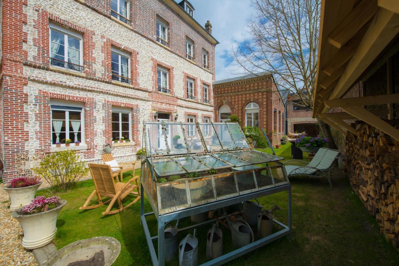 Bed and Breakfast A L'Ecole Buissonniere Honfleur Exterior foto