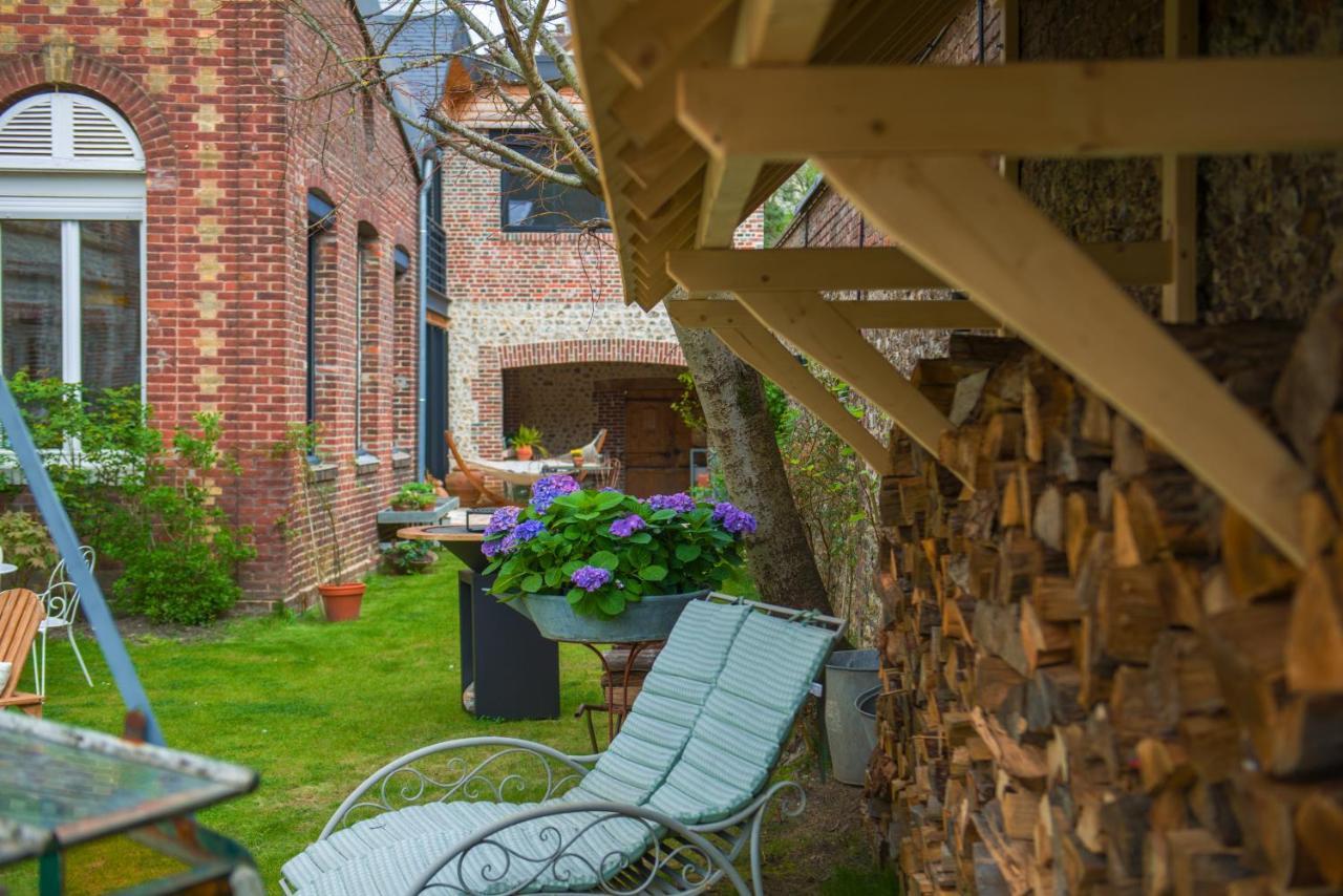 Bed and Breakfast A L'Ecole Buissonniere Honfleur Exterior foto